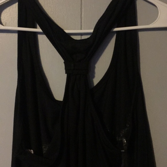 Long sleeveless top. - Picture 3 of 3
